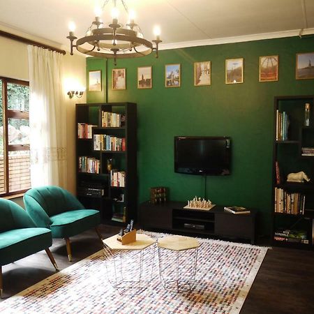 יוהנסבורג Claires Of Sandton Luxury Guest House מראה חיצוני תמונה