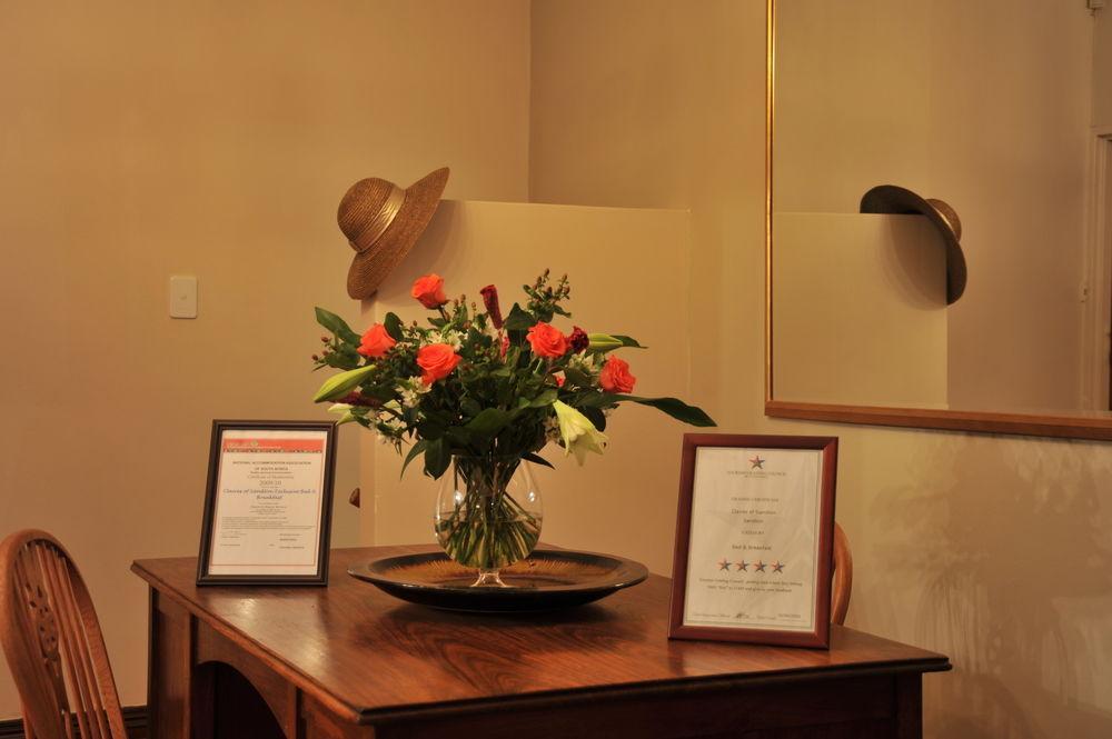 יוהנסבורג Claires Of Sandton Luxury Guest House מראה חיצוני תמונה