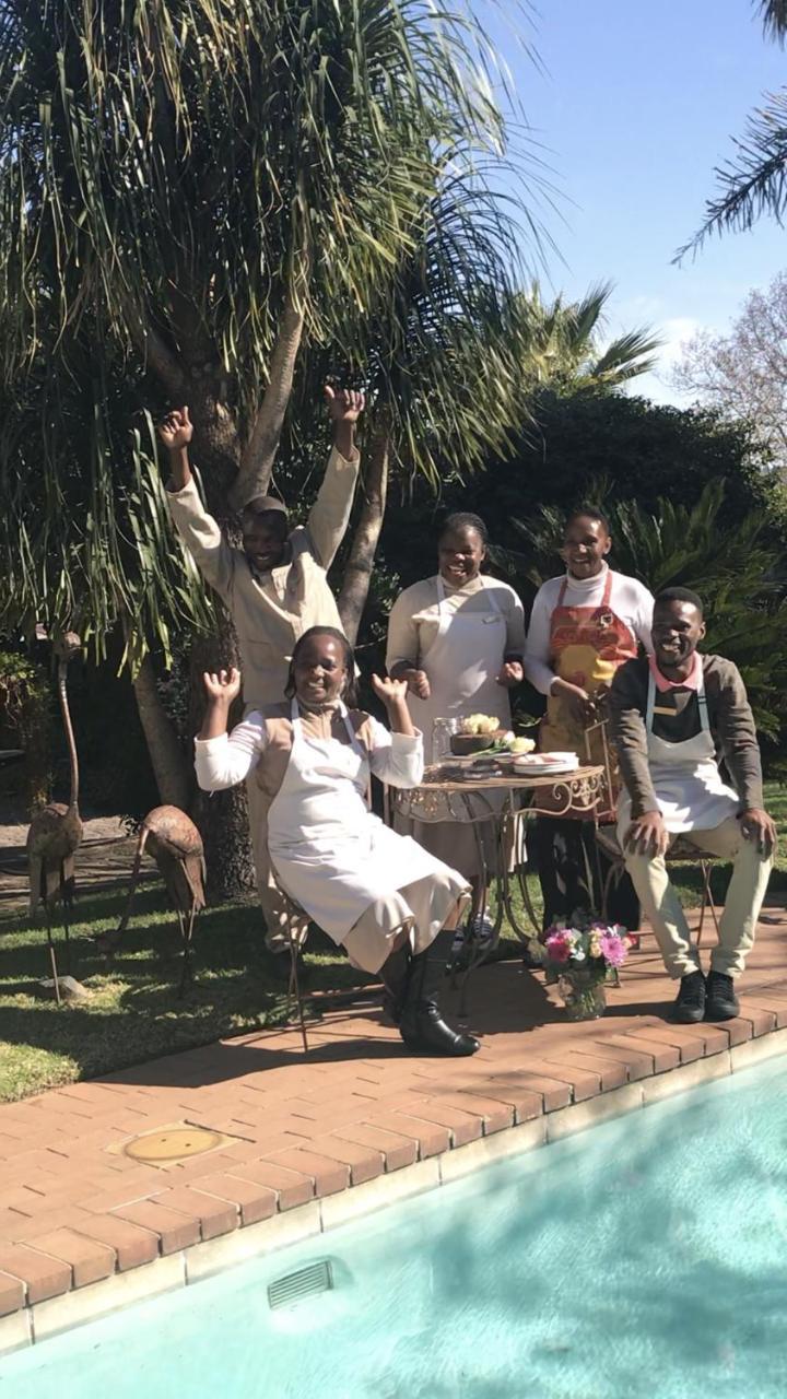 יוהנסבורג Claires Of Sandton Luxury Guest House מראה חיצוני תמונה
