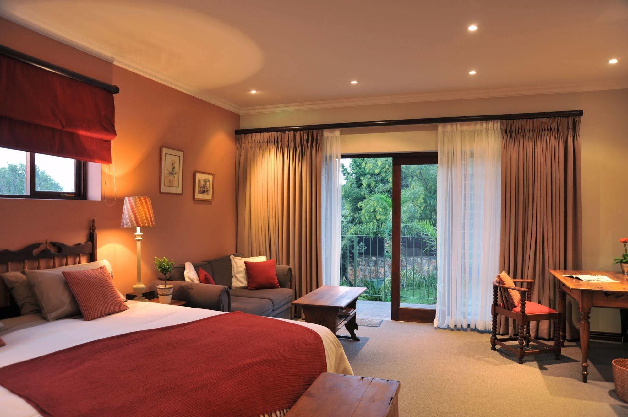 יוהנסבורג Claires Of Sandton Luxury Guest House מראה חיצוני תמונה