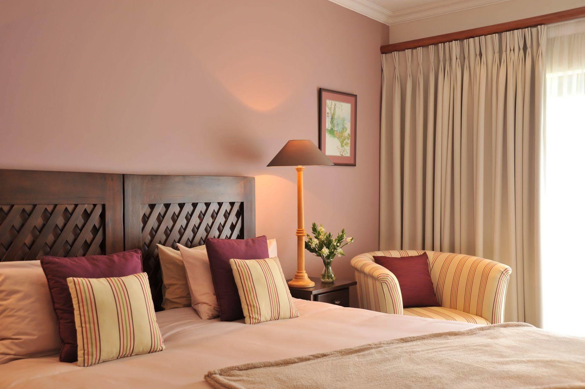 יוהנסבורג Claires Of Sandton Luxury Guest House מראה חיצוני תמונה
